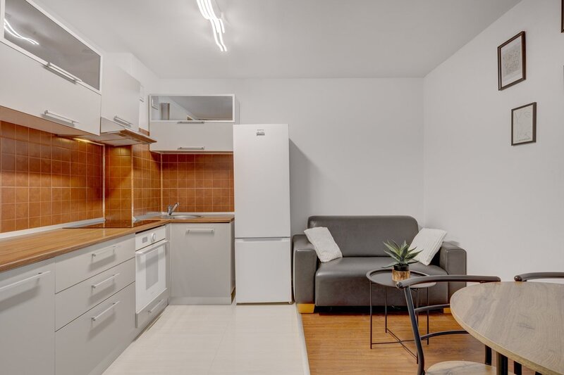 Drumul Taberei, Valea Furcii, studio cu dormitor, comision 0%.