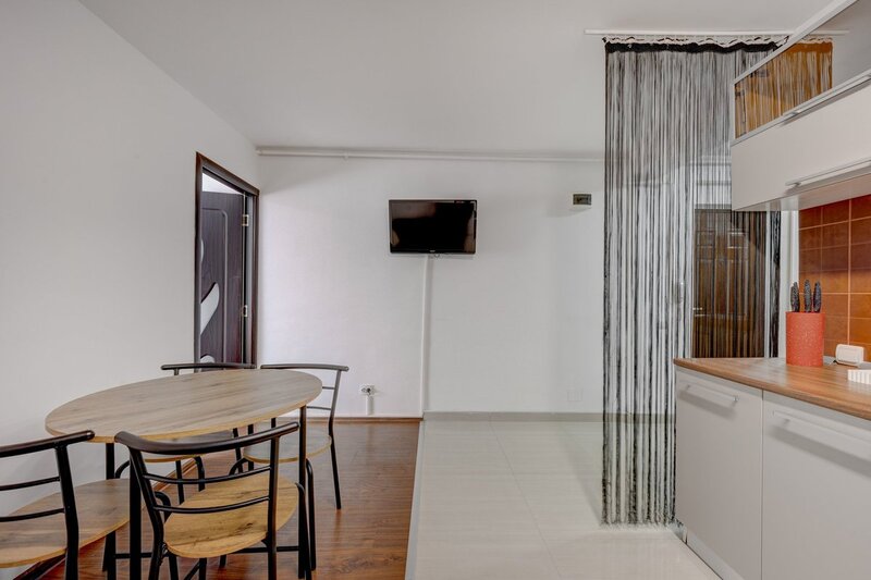 Drumul Taberei, Valea Furcii, studio cu dormitor, comision 0%.
